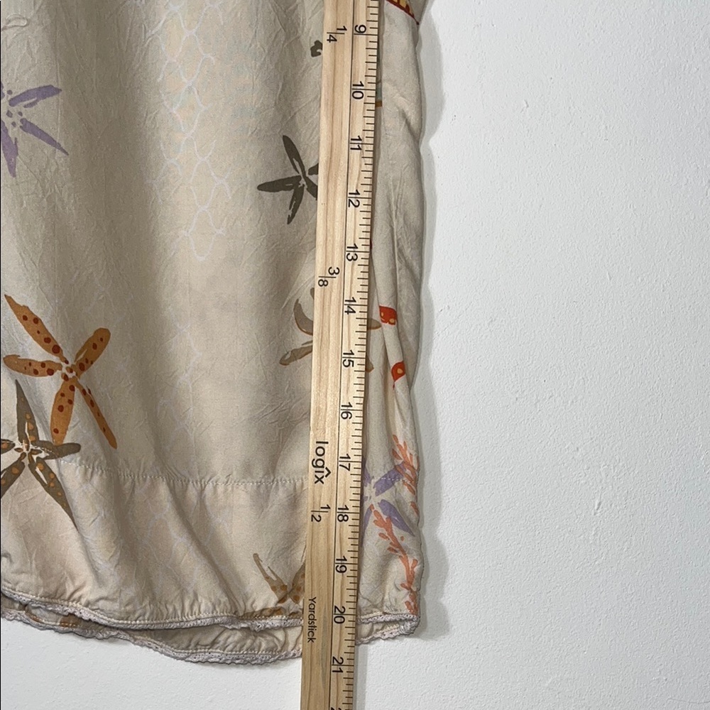 Women's Cream Starfish Print Pants - Picture 8 of 9